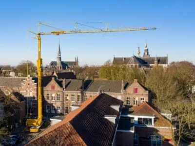 Kraanbedrijf Nederhoff had de wereldprimeur met de eerste hybride mobiele torenkraan ter wereld